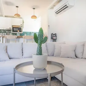Appartement Standing - - Quartier Des Artistes - Les Freres De La Loc', Marseille